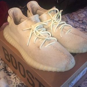 Yeezy Butter size 10